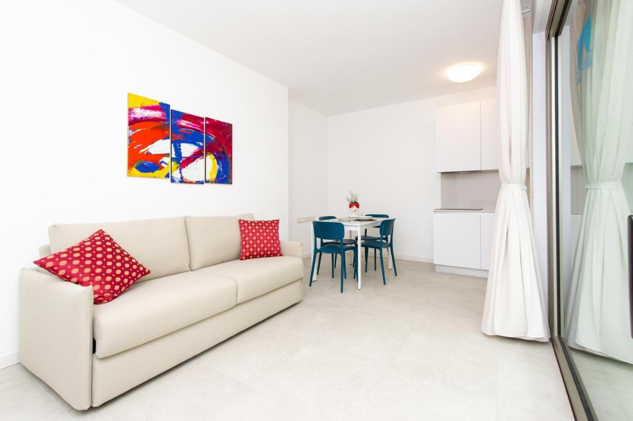 Ariston Teatro Luxury Aparthotel غرادو المظهر الخارجي الصورة